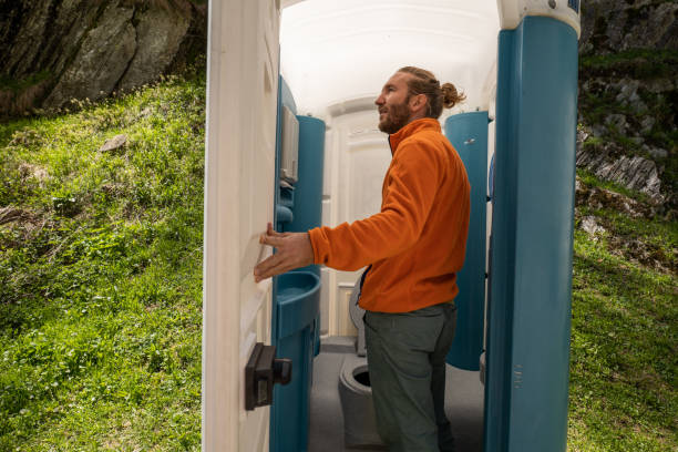 Best Portable toilet rental cost  in Fredonia, WI